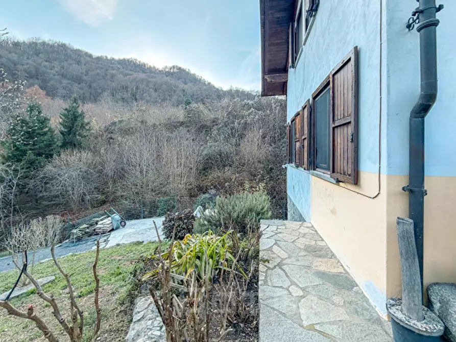 Immagine 24 di Villa in vendita  in Via per Doccio, 10 a Varallo