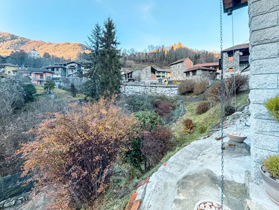 Immagine 28 di Villa in vendita  in Via per Doccio, 10 a Varallo
