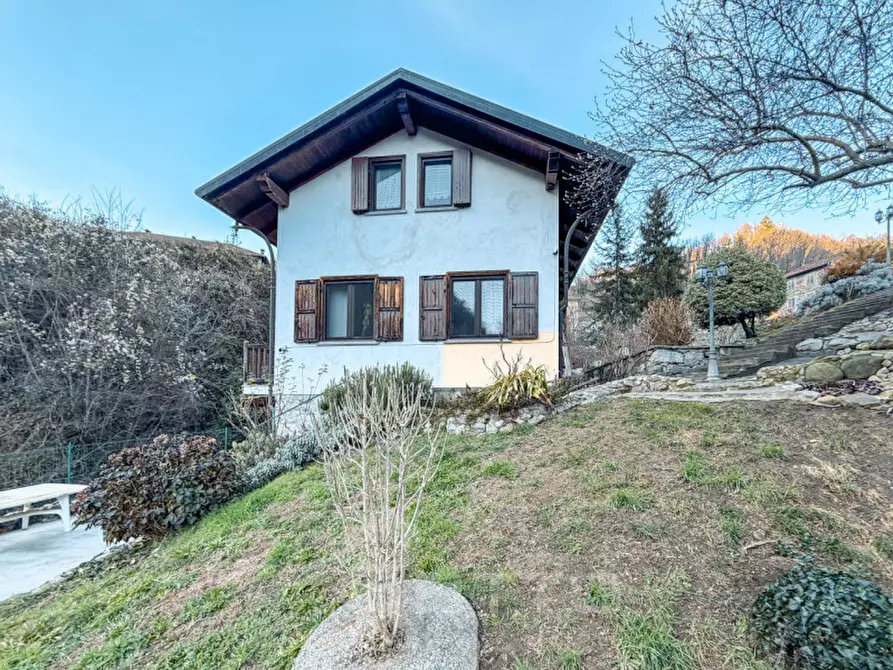 Immagine 29 di Villa in vendita  in Via per Doccio, 10 a Varallo