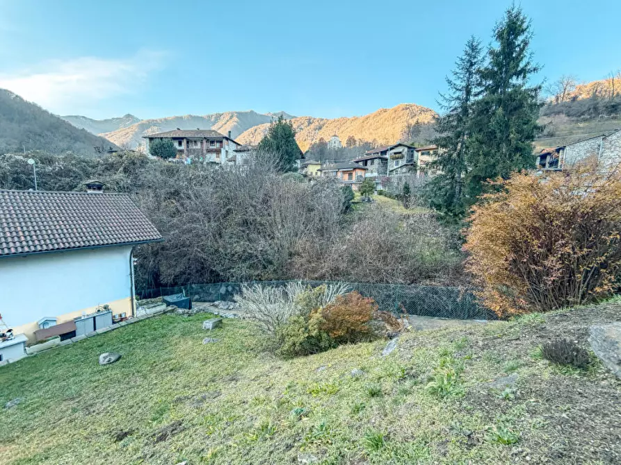 Immagine 40 di Villa in vendita  in Via per Doccio, 10 a Varallo