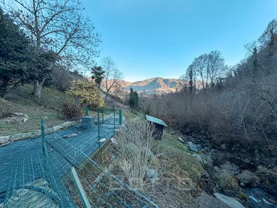 Immagine 45 di Villa in vendita  in Via per Doccio, 10 a Varallo