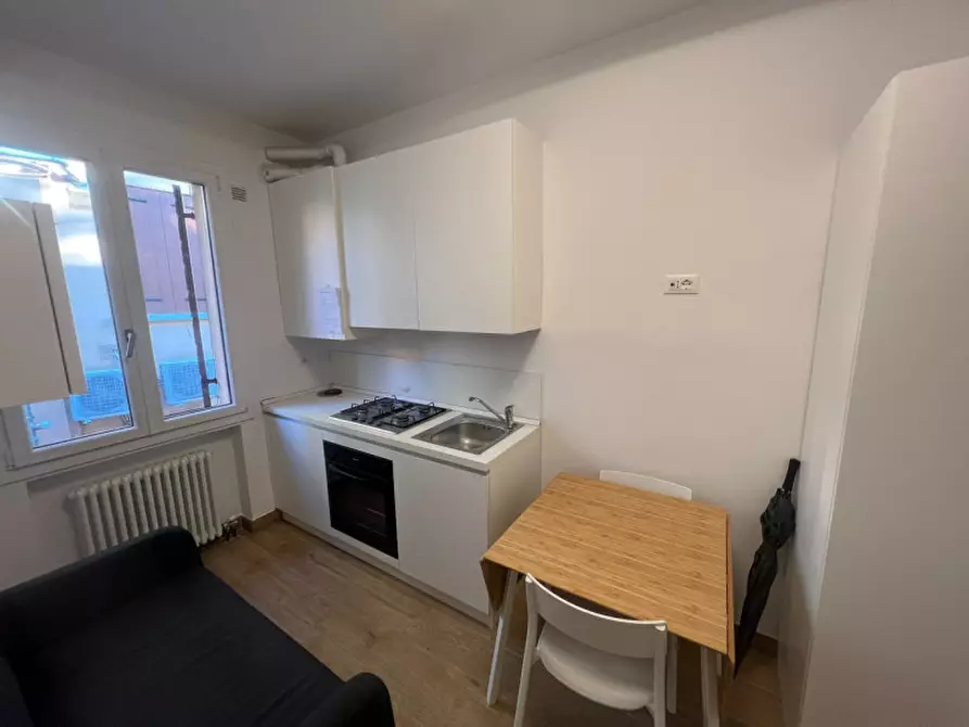 Immagine 1 di Appartamento in vendita  in Riviera Albertino Mussato a Padova