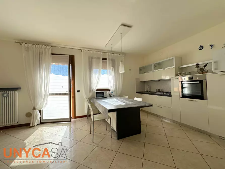 Immagine 1 di Appartamento in vendita  a Montegrotto Terme