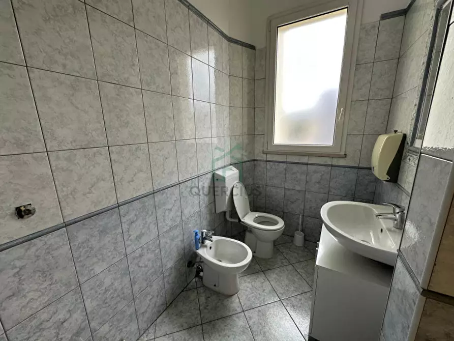 Immagine 6 di Ufficio in vendita  in VIALE DEL LAVORO a Verona