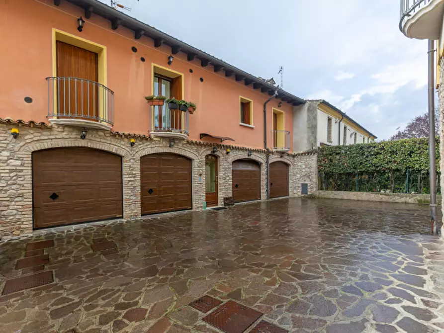 Immagine 2 di Appartamento in vendita  in Via della Battaglia 104 a Cavriana