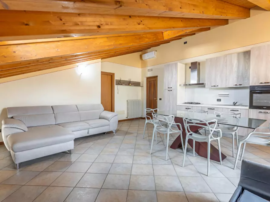 Immagine 6 di Appartamento in vendita  in Via della Battaglia 104 a Cavriana