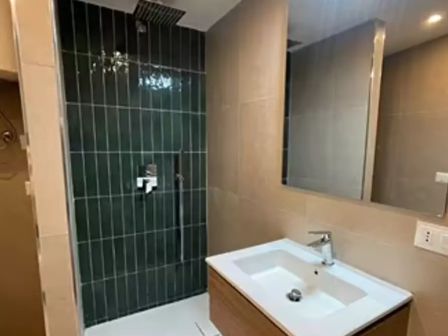 Immagine 4 di Appartamento in affitto  in Via Monte di Dio a Napoli