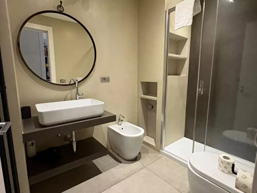 Immagine 12 di Attico in affitto  in Via San Lucio a Roma