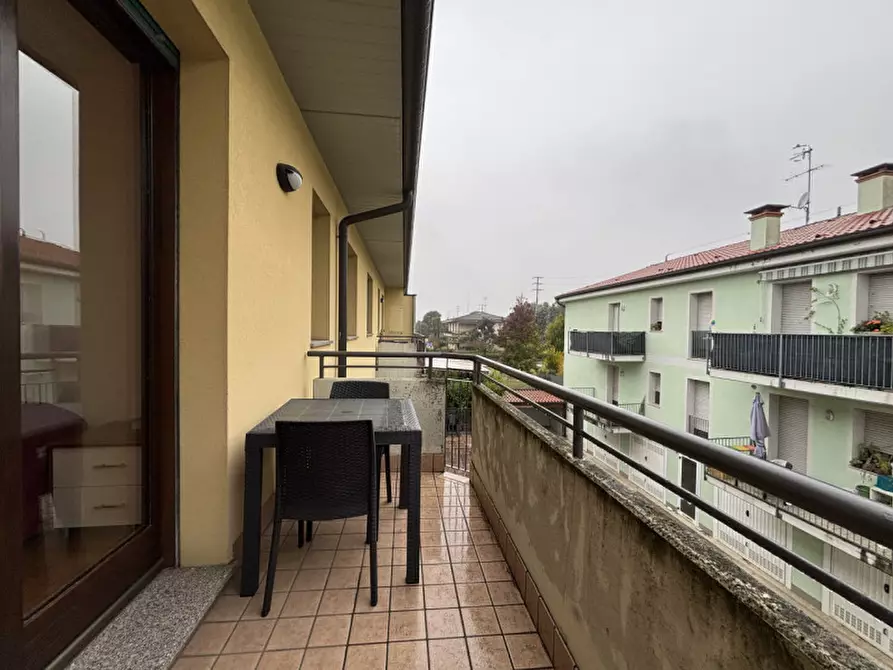 Immagine 11 di Appartamento in vendita  in via lago di bolsena a Altavilla Vicentina