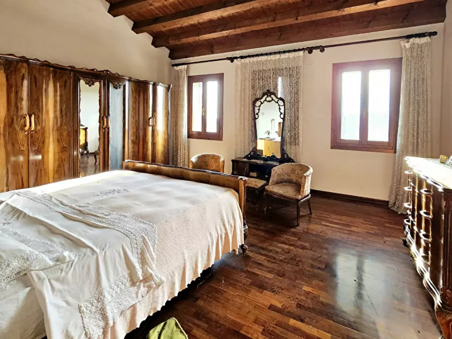 Immagine 8 di Casa bifamiliare in vendita  in VIA SAN SALVARO a Urbana