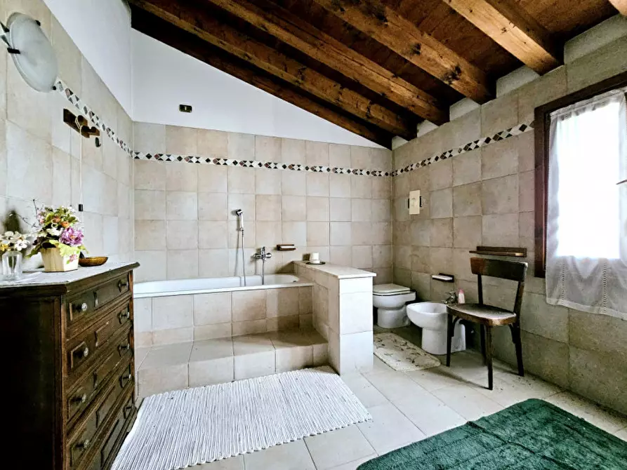 Immagine 13 di Casa bifamiliare in vendita  in VIA SAN SALVARO a Urbana