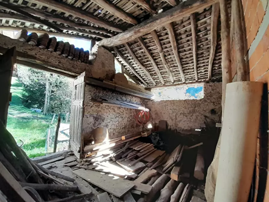 Immagine 10 di Rustico / casale in vendita  a Lavenone