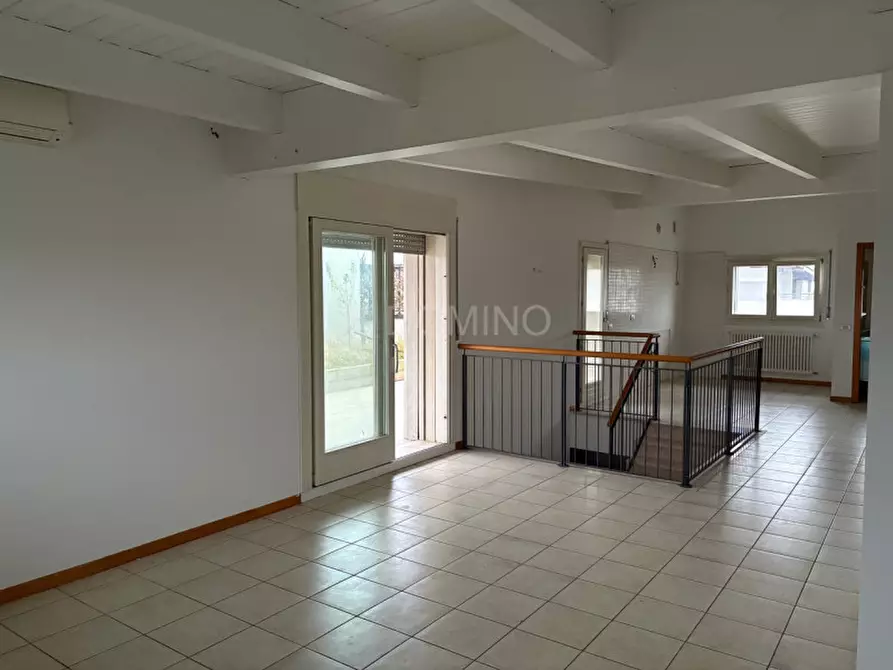 Immagine 3 di Appartamento in vendita  in Via Lando Landucci a Padova