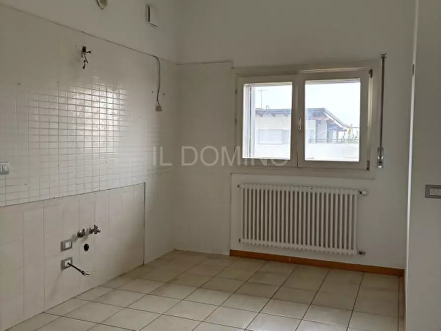 Immagine 8 di Appartamento in vendita  in Via Lando Landucci a Padova