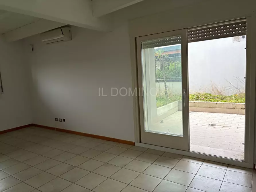 Immagine 14 di Appartamento in vendita  in Via Lando Landucci a Padova