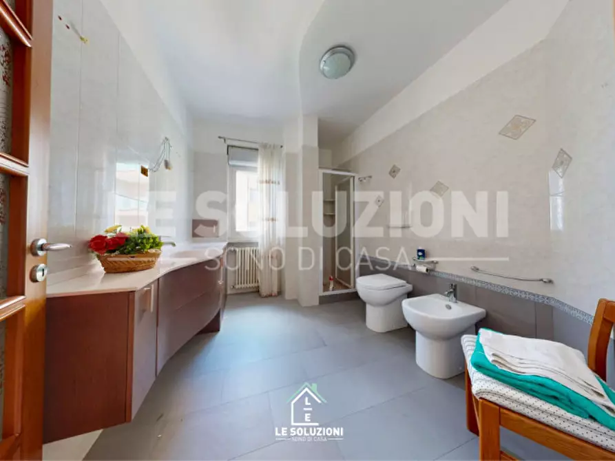 Immagine 12 di Appartamento in vendita  in Via Palmiro Togliatti 11 a Putignano