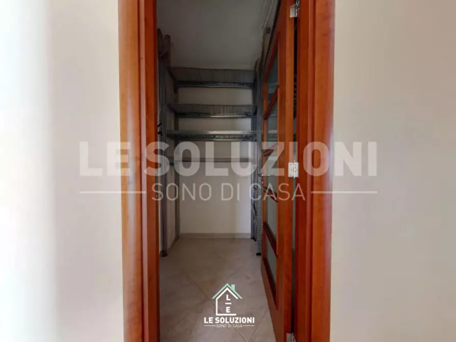 Immagine 15 di Appartamento in vendita  in Via Palmiro Togliatti 11 a Putignano