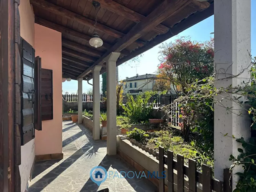 Immagine 1 di Casa bifamiliare in vendita  in via rudella a Vigonza