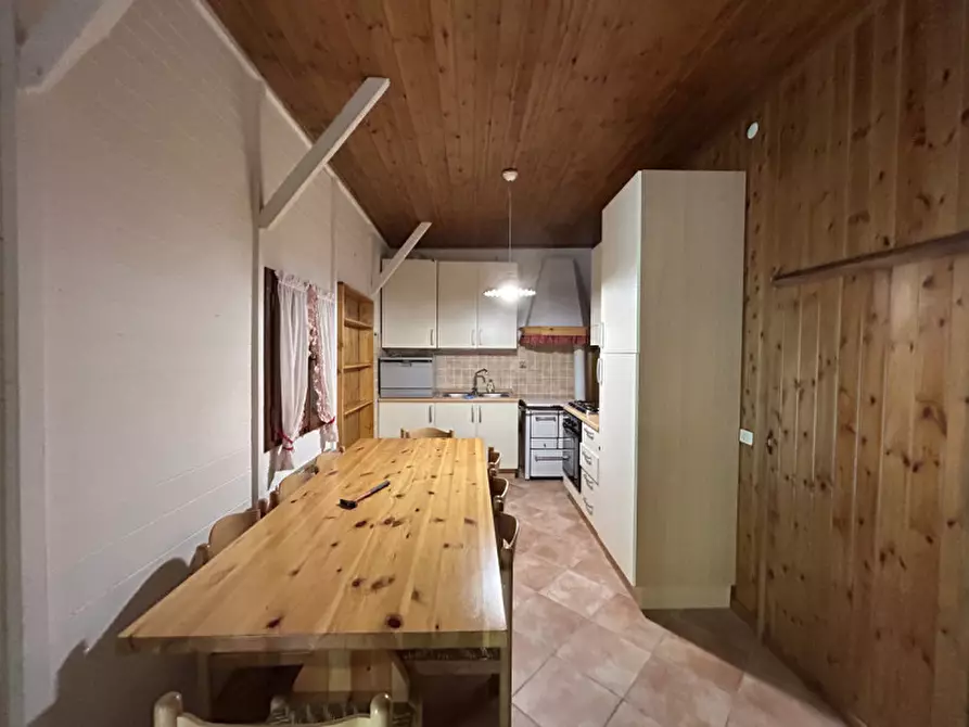 Immagine 2 di Rustico / casale in vendita  a Sarmede