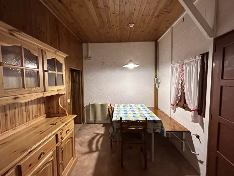 Immagine 5 di Rustico / casale in vendita  a Sarmede