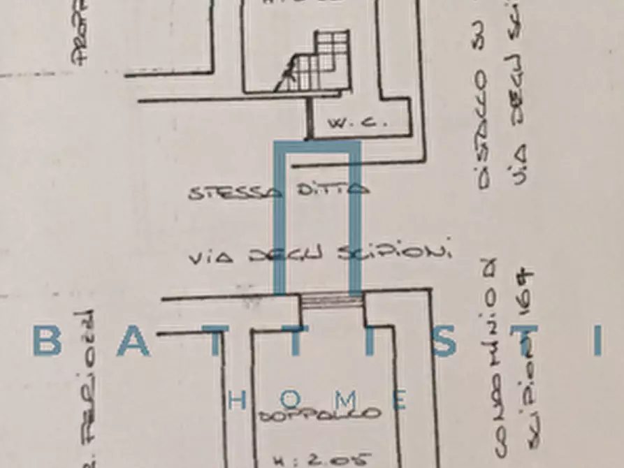 Immagine 14 di Negozio in affitto  in Piazza dei Quiriti a Roma