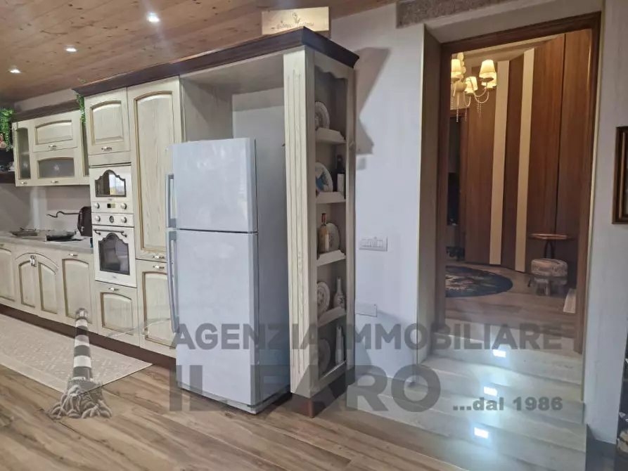 Immagine 6 di Casa indipendente in vendita  a La Maddalena