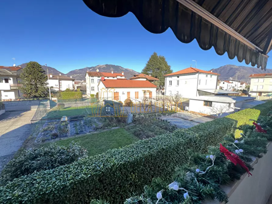 Immagine 8 di Appartamento in vendita  in Va Cristoforo Magrè a Schio