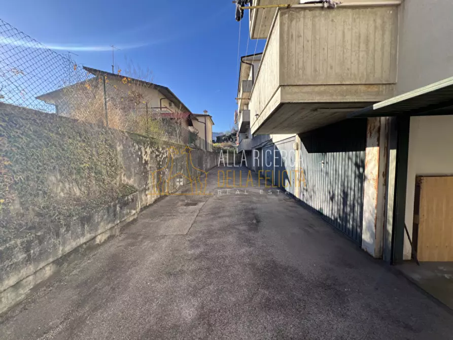 Immagine 15 di Appartamento in vendita  in Va Cristoforo Magrè a Schio