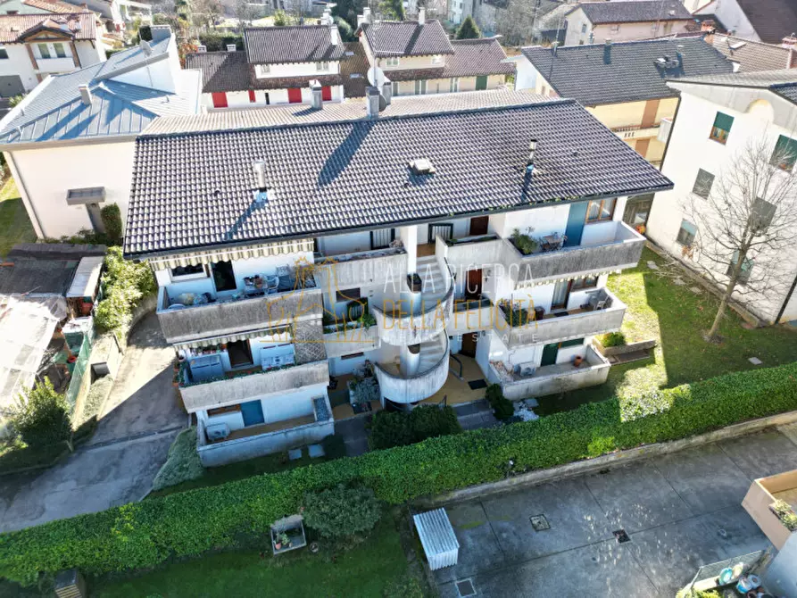 Immagine 17 di Appartamento in vendita  in Va Cristoforo Magrè a Schio