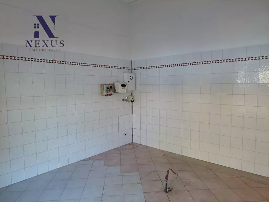 Immagine 5 di Negozio in affitto  in Piazza Andrea Costa a Fano