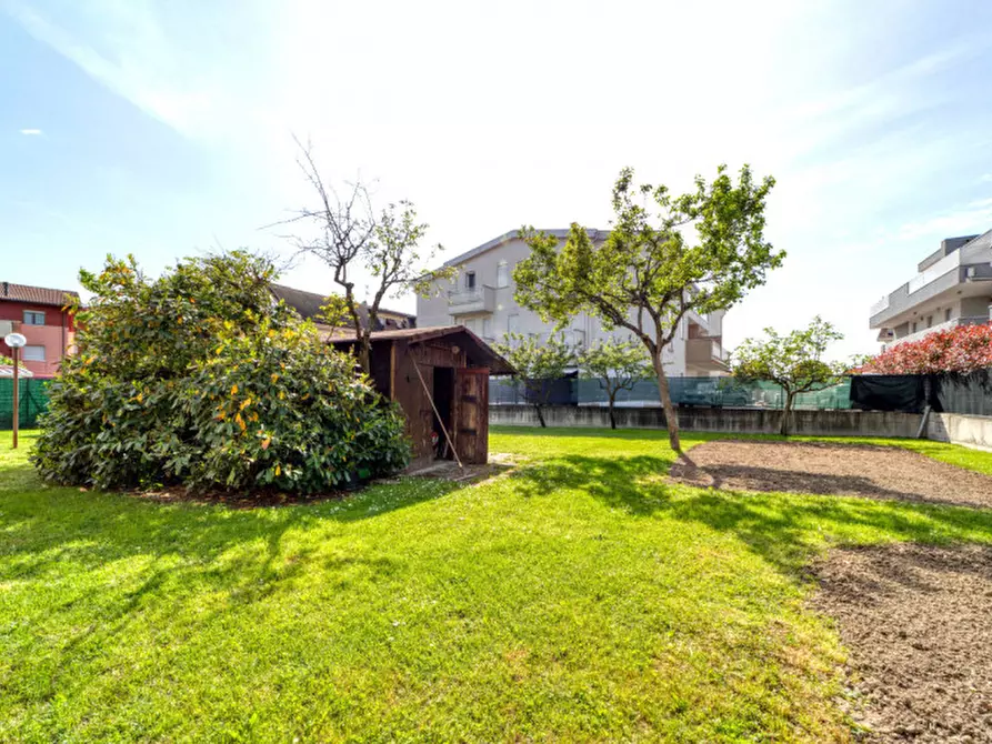 Immagine 9 di Casa bifamiliare in vendita  a Rubano