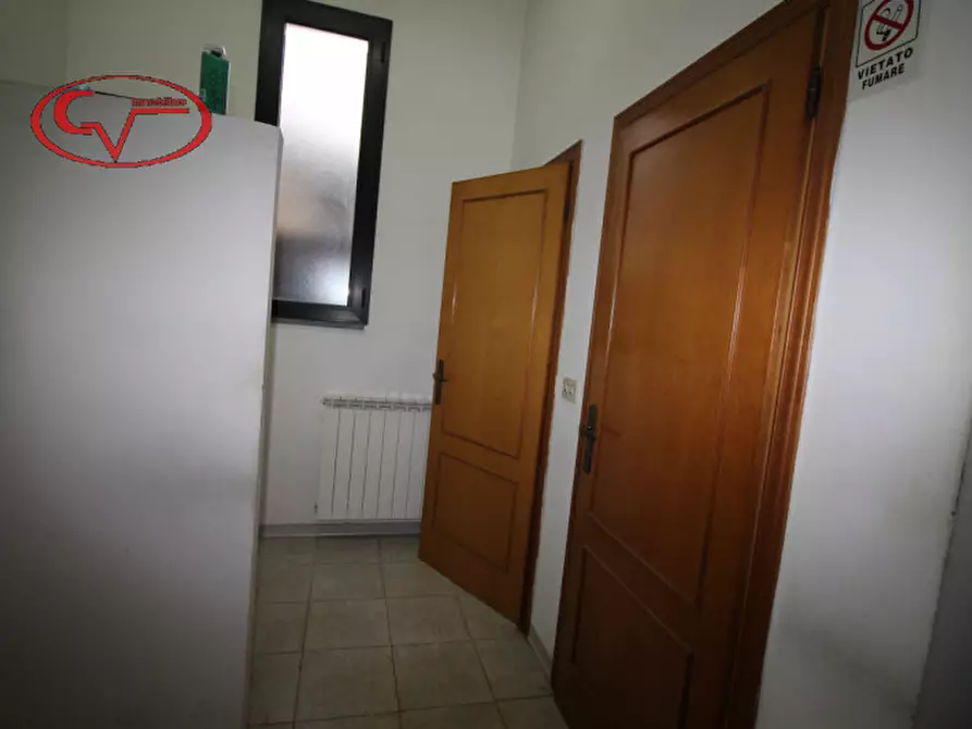 Immagine 9 di Laboratorio in affitto  in Via Poggilupi a Terranuova Bracciolini