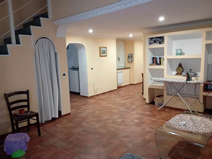 Immagine 8 di Appartamento in affitto  in via Santa Chiara 24 a Napoli