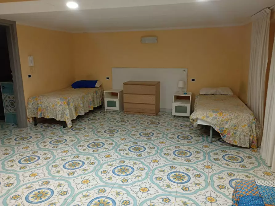 Immagine 14 di Appartamento in affitto  in via Santa Chiara 24 a Napoli