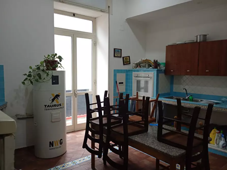 Immagine 26 di Appartamento in affitto  in via Santa Chiara 24 a Napoli