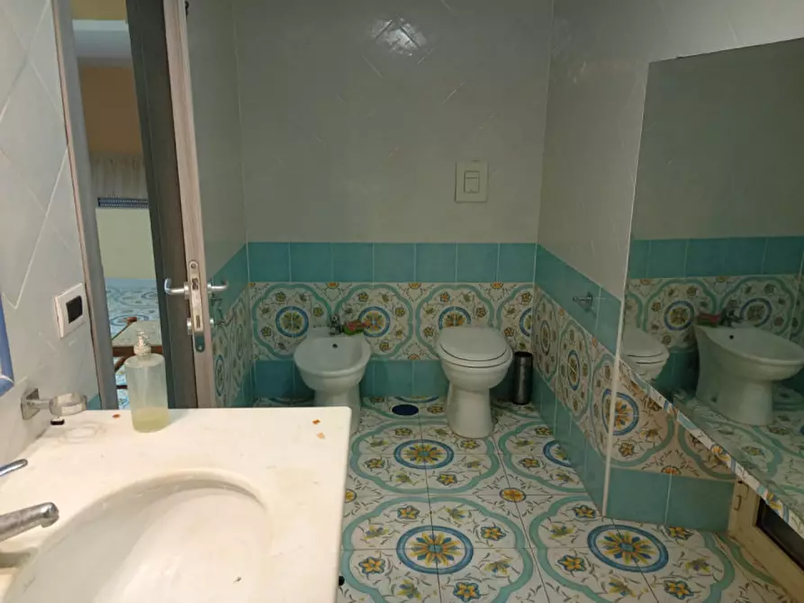 Immagine 32 di Appartamento in affitto  in via Santa Chiara 24 a Napoli