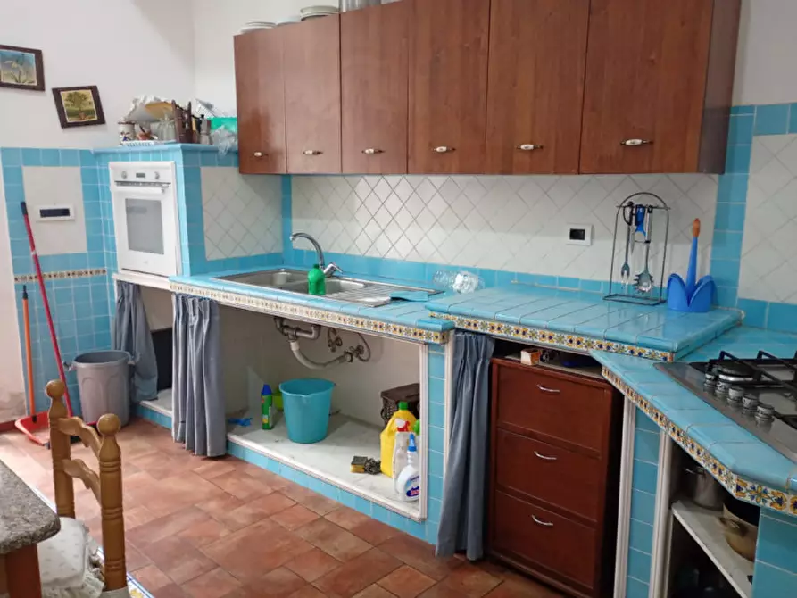 Immagine 35 di Appartamento in affitto  in via Santa Chiara 24 a Napoli