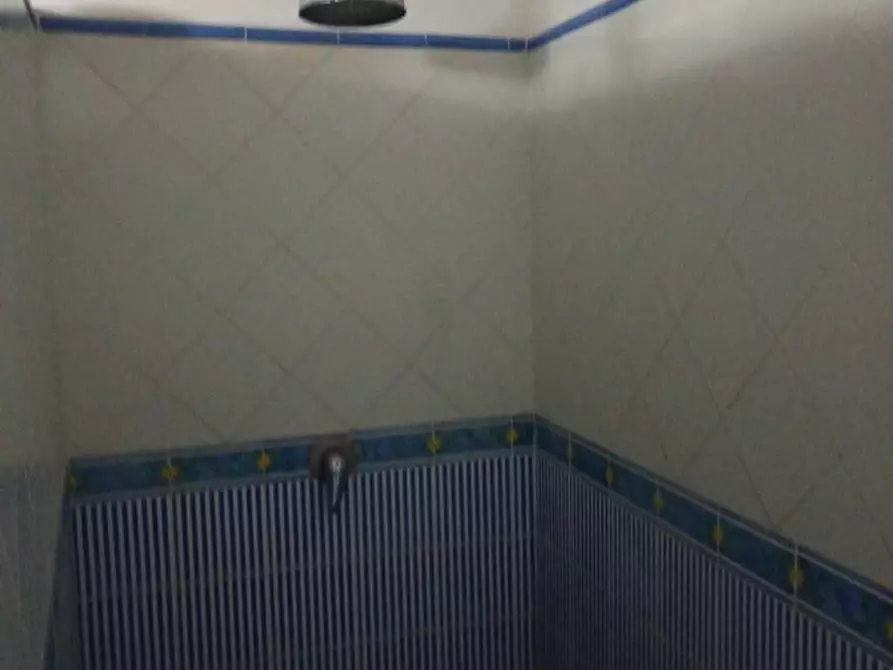 Immagine 40 di Appartamento in affitto  in via Santa Chiara 24 a Napoli