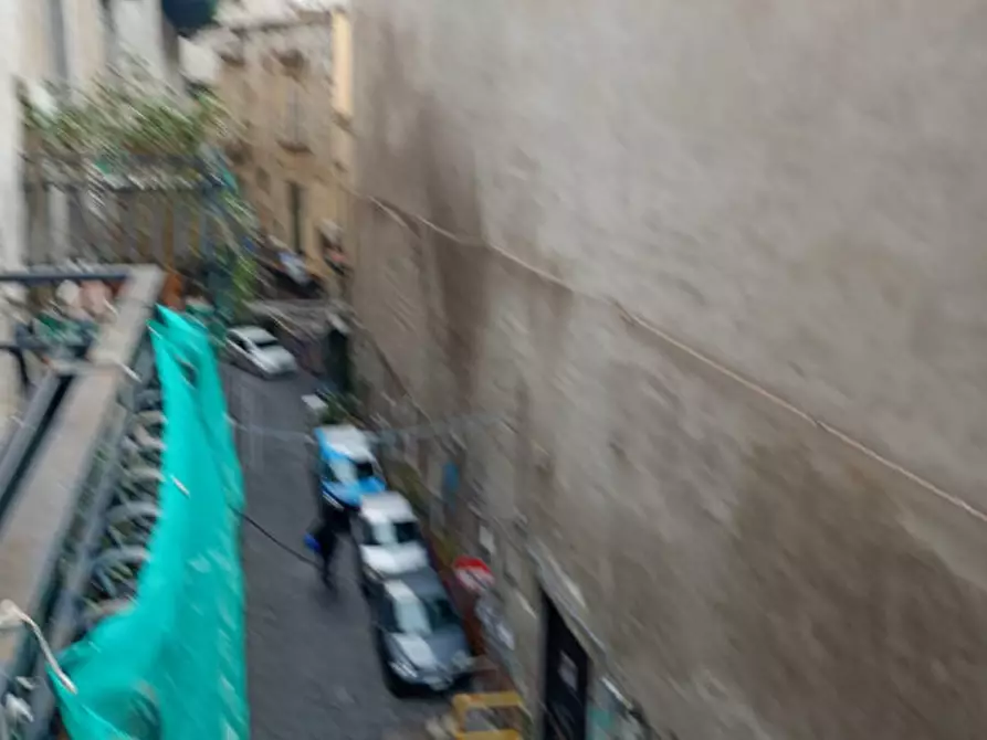 Immagine 43 di Appartamento in affitto  in via Santa Chiara 24 a Napoli
