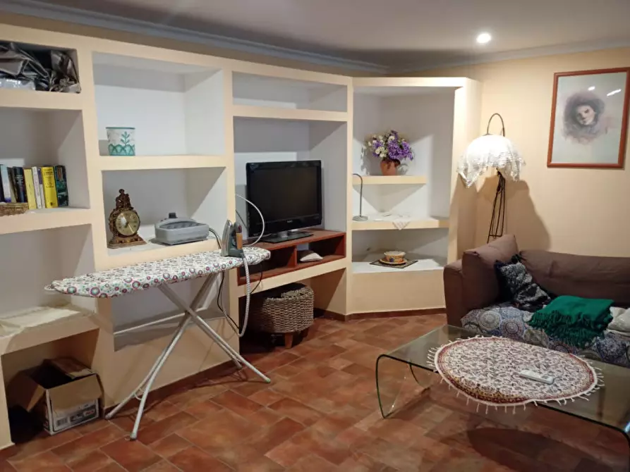 Immagine 48 di Appartamento in affitto  in via Santa Chiara 24 a Napoli