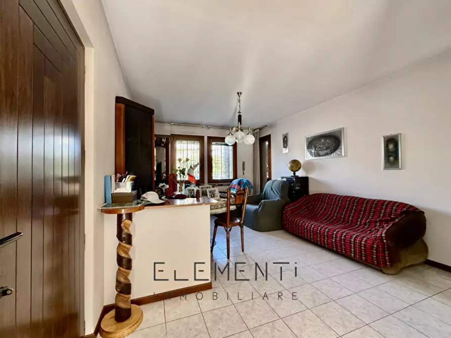 Immagine 5 di Appartamento in vendita  in via Vicentini a Pescantina