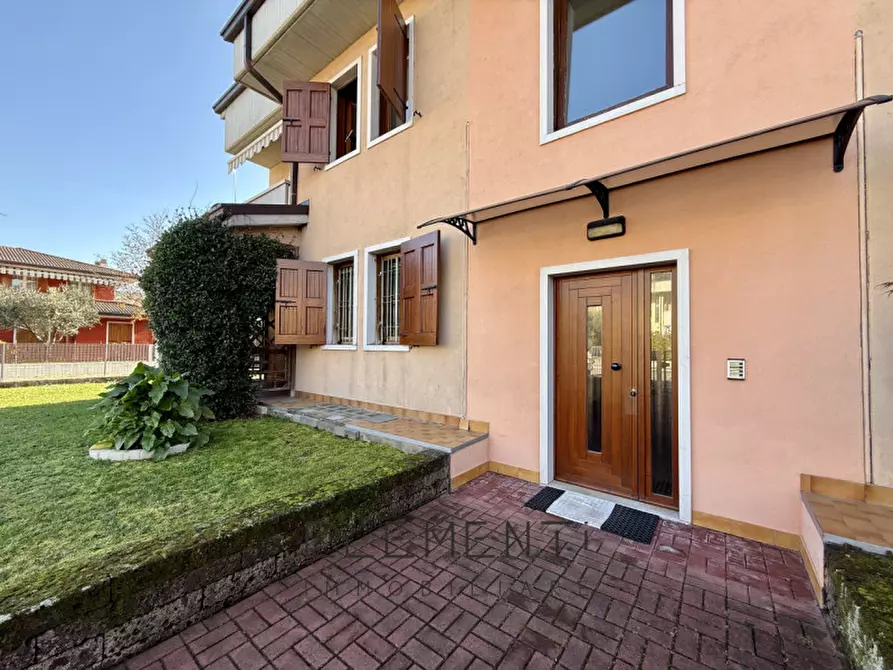 Immagine 21 di Appartamento in vendita  in via Vicentini a Pescantina