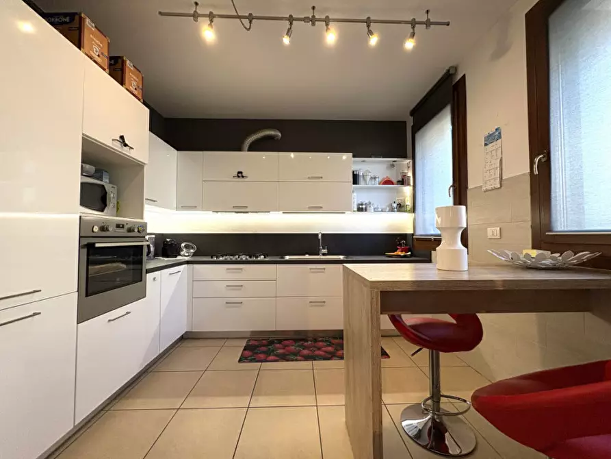 Immagine 8 di Villetta a schiera in vendita  in Via dei Mille a Selvazzano Dentro