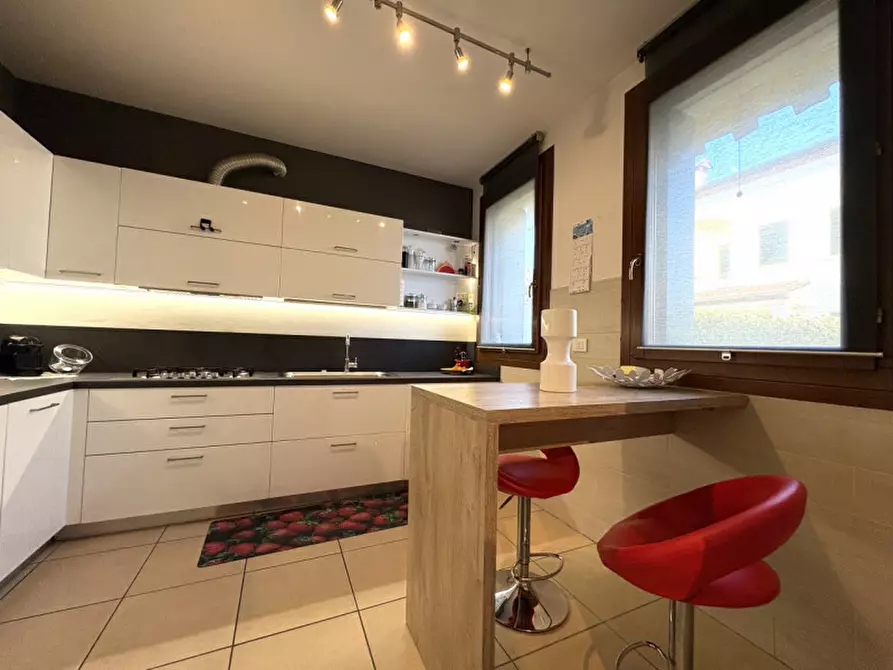 Immagine 9 di Villetta a schiera in vendita  in Via dei Mille a Selvazzano Dentro