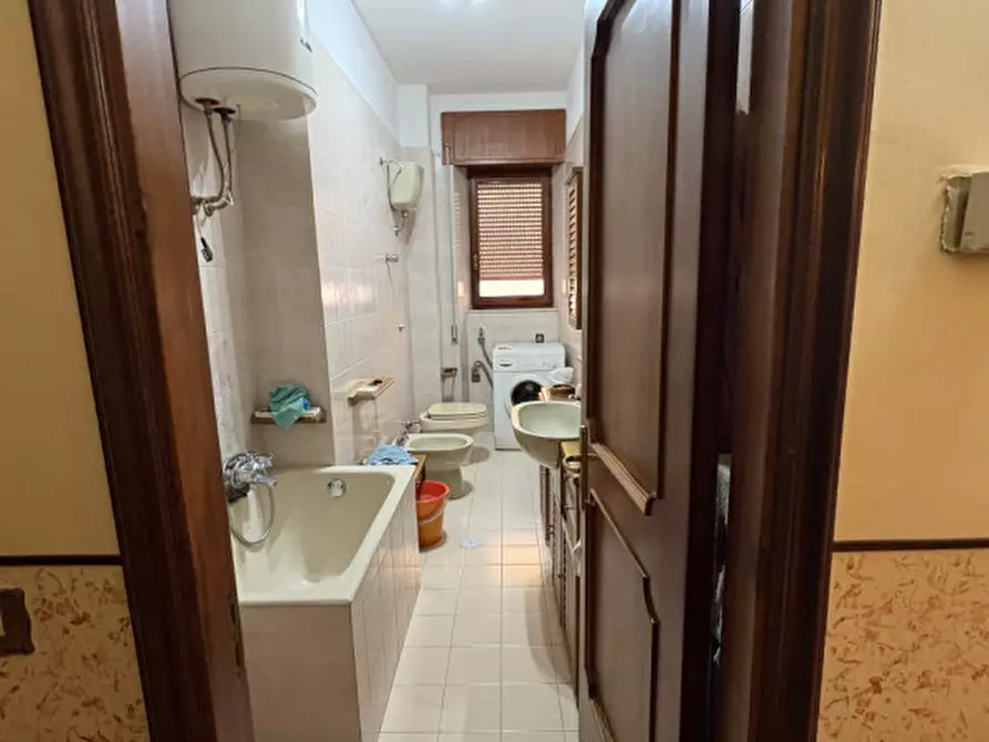 Immagine 13 di Appartamento in vendita  in via stretto cappuccini a Catanzaro