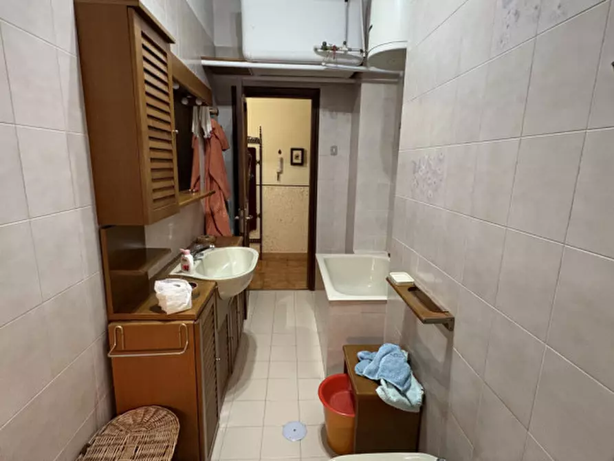 Immagine 15 di Appartamento in vendita  in via stretto cappuccini a Catanzaro