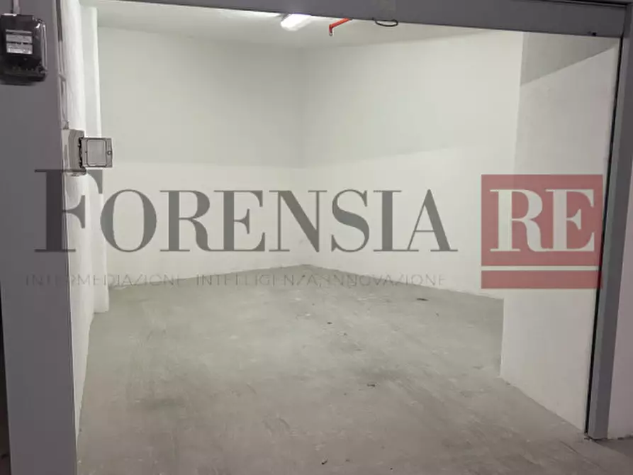 Immagine 15 di Garage in vendita  in Via Aldo Moro a San Giorgio A Cremano