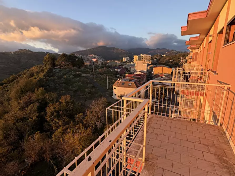 Immagine 31 di Appartamento in vendita  in VIA ETTORE VITALE a Catanzaro