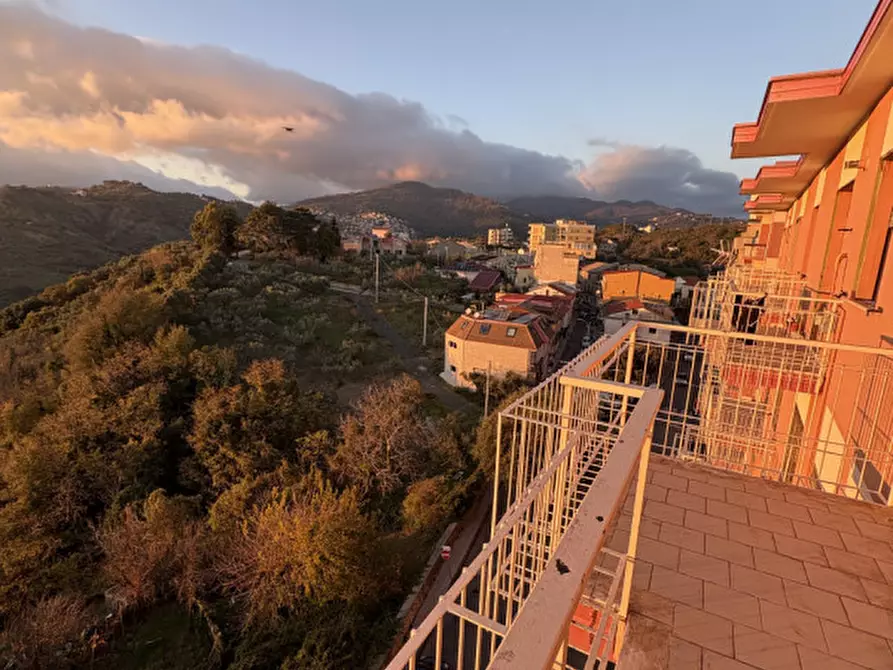 Immagine 32 di Appartamento in vendita  in VIA ETTORE VITALE a Catanzaro