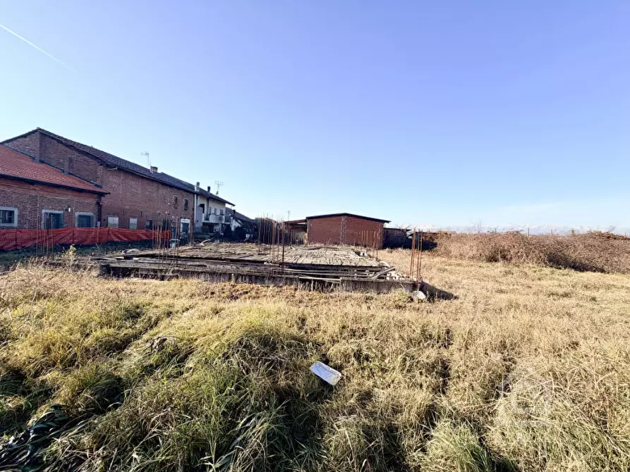 Immagine 2 di Terreno in vendita  in Via Giacomo Matteotti 2 a Verolengo